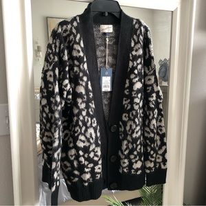 NWT!!! Universal Thread Cardigan animal print SZ S
